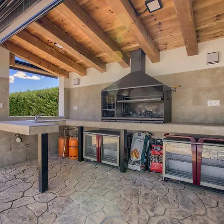 Casa Xabelen Etxea Holiday home *